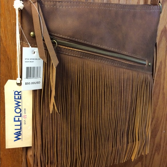 Wallflower Fringed Shoulderbag - Picture 2 of 5